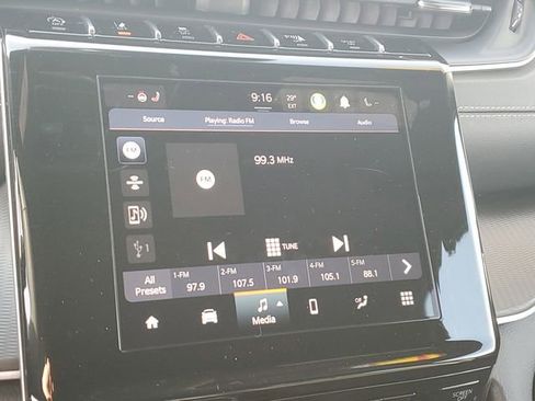 Used 2023 Jeep Grand Cherokee Altitude image 21