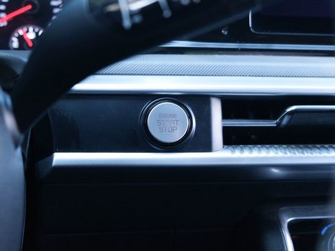 Used 2022 Kia K5 GT-Line image 35