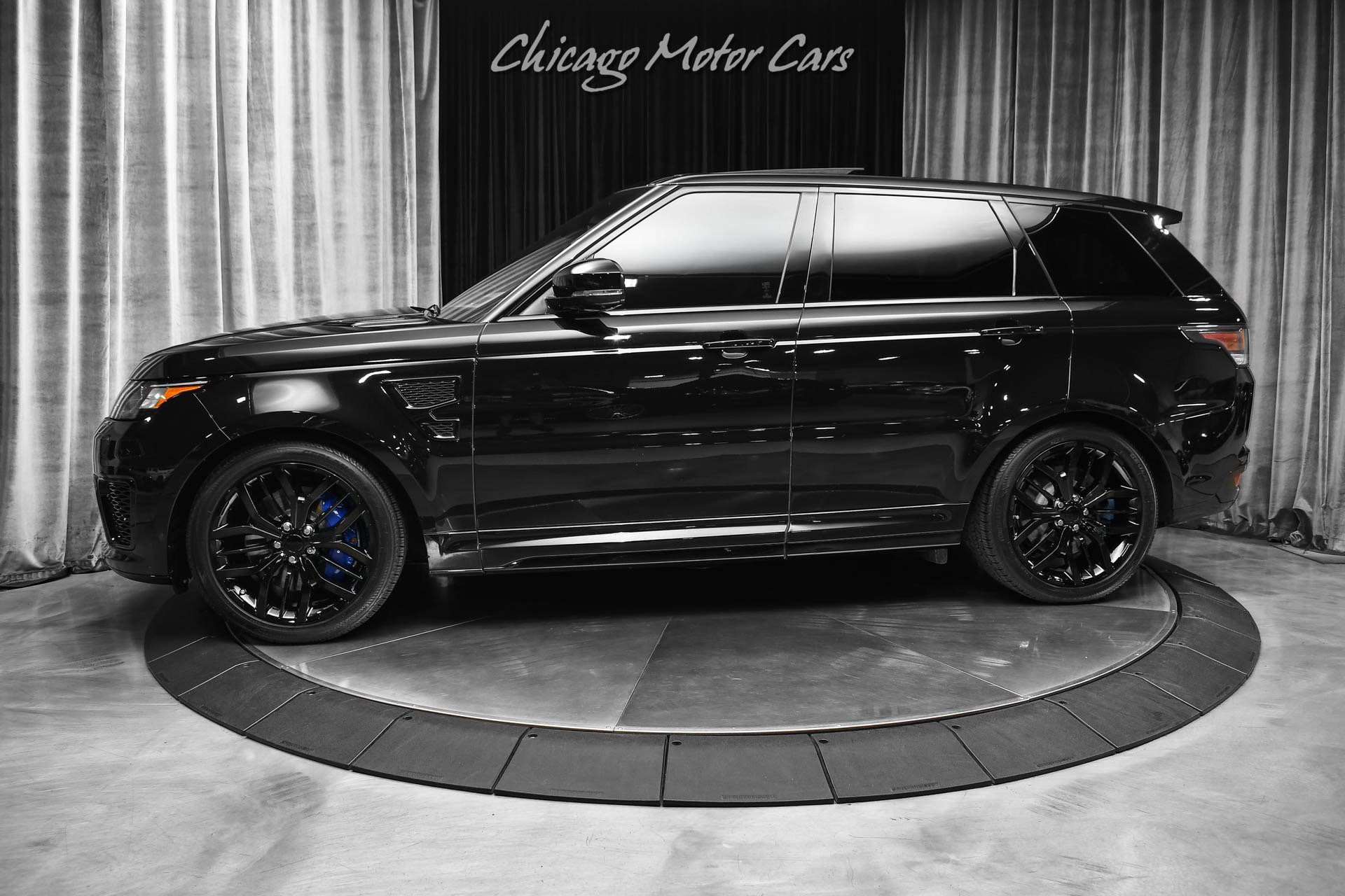 Used 2016 Land Rover Range Rover Sport SVR AWD/4WD image 1
