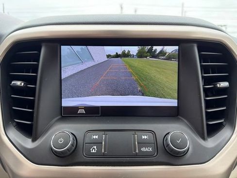 Used 2023 GMC Acadia Denali AWD/4WD image 19