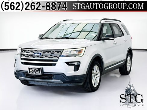 Used 2018 Ford Explorer XLT w/ Equipment Group 201A AWD/4WD image 1