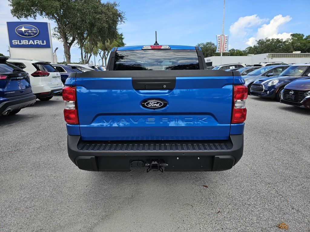 Used 2025 Ford Maverick XL w/ Equipment Group 101A AWD/4WD image 4