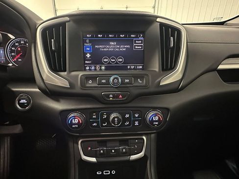 Used 2024 GMC Terrain SLE w/ Driver Convenience Package AWD/4WD image 32
