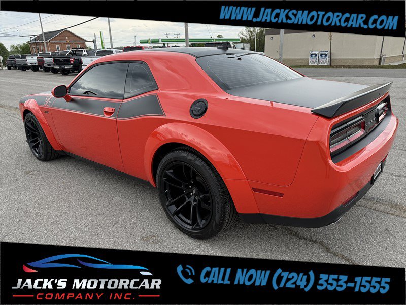 Used 2023 Dodge Challenger R/T Scat Pack RWD image 5