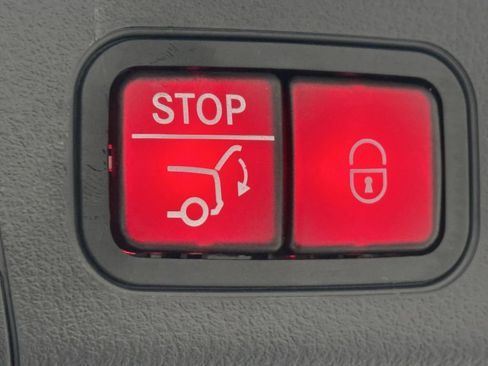 Certified 2024 Mercedes-Benz EQB 250+ image 21