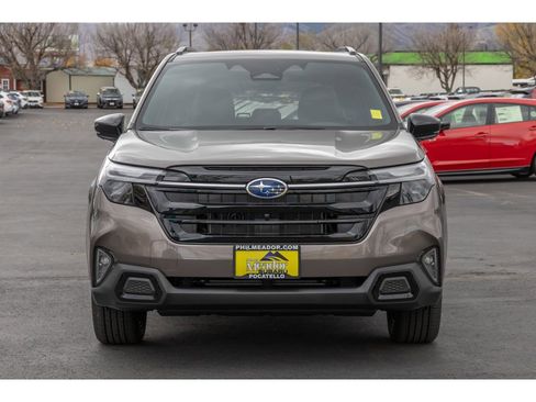 New 2025 Subaru Forester Touring image 8