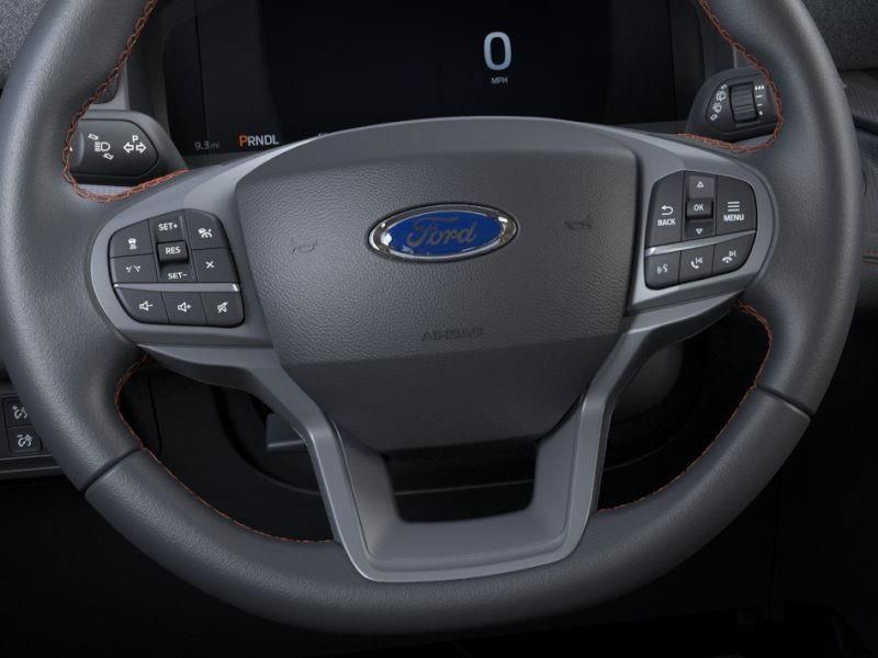 New 2026 Ford Explorer Active RWD image 12