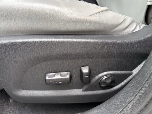 Used 2015 Hyundai Santa Fe Sport w/ Option Group 03 image 12