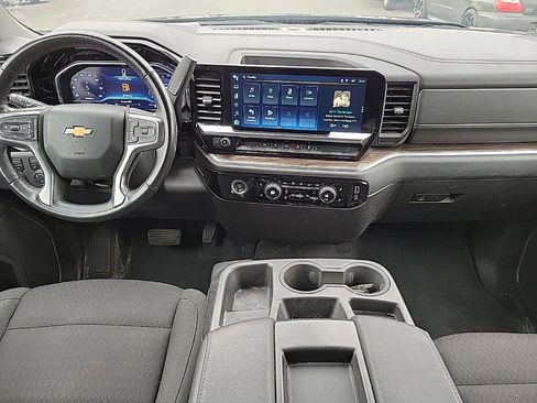 Used 2022 Chevrolet Silverado 1500 LT image 15