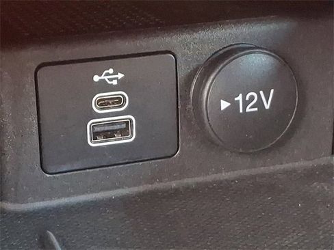 Used 2025 Ford Escape ST-Line Select image 25