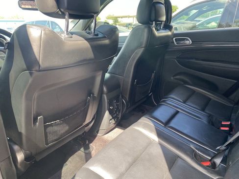 Used 2019 Jeep Grand Cherokee Limited w/ Luxury Group II RWD image 5