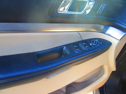 Used 2017 Ford Explorer 4WD image 12