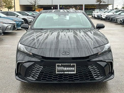 New 2026 Toyota Camry Hybrid image 2