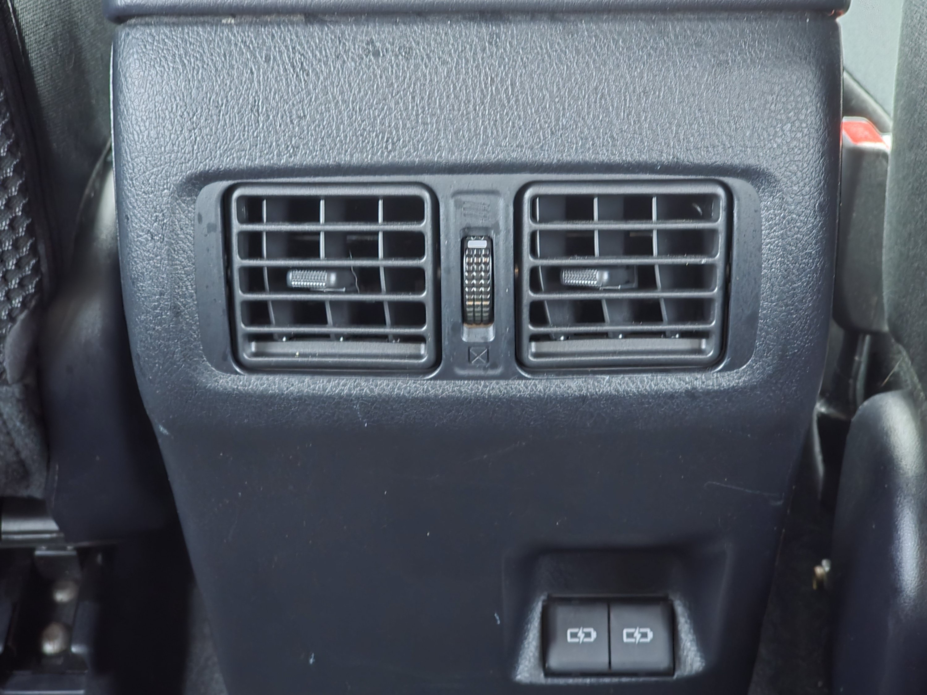 Certified 2023 Toyota 4Runner SR5 AWD/4WD image 32