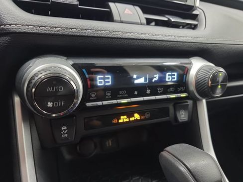 Certified 2024 Toyota RAV4 XLE AWD/4WD image 19