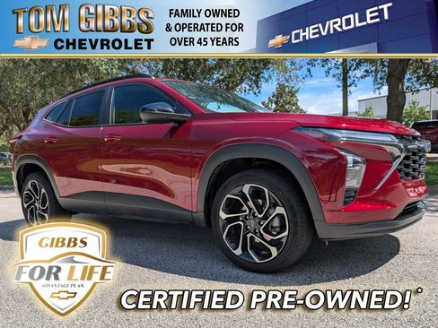 Used 2025 Chevrolet Trax RS w/ Driver Confidence Package FWD image 1