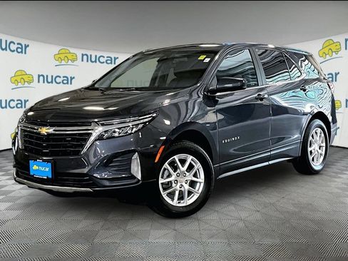 Used 2023 Chevrolet Equinox LT AWD/4WD image 3