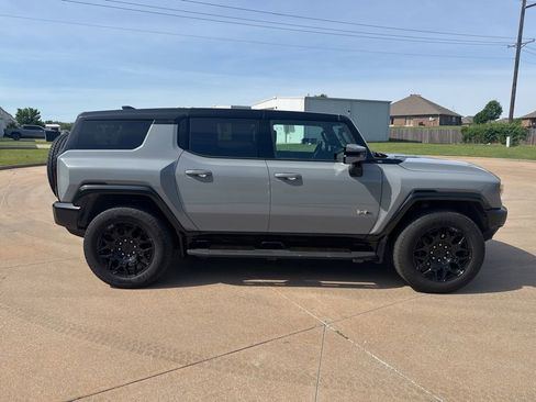 Used 2024 GMC Hummer EV 2X AWD/4WD image 6