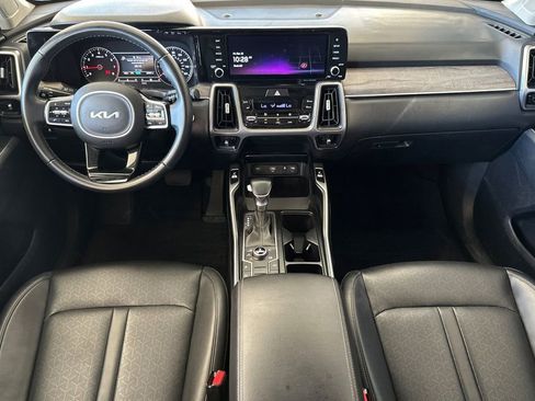 Used 2023 Kia Sorento S w/ Panoramic Sunroof Package image 15