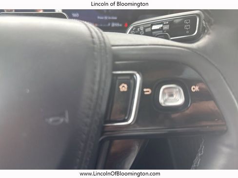 Certified 2025 Lincoln Aviator Black Label image 36