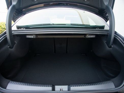 Used 2025 Mercedes-Benz CLA 250 4MATIC image 32