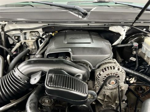 Used 2014 Chevrolet Tahoe LT image 23