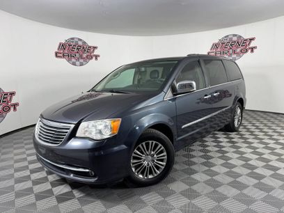 Used 2014 Chrysler Town & Country Touring-L w/ Driver Convenience Group