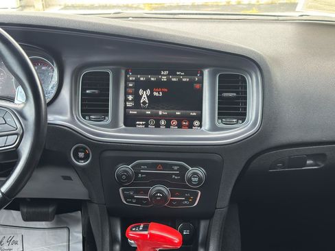 Used 2023 Dodge Charger SXT RWD image 17
