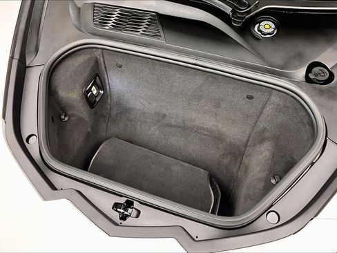 Used 2024 Chevrolet Corvette Stingray Preferred Cpe w/ 2LT image 26