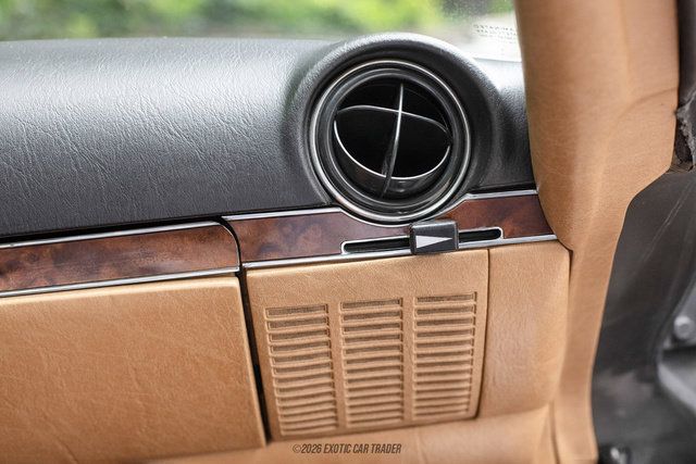 Used 1987 Mercedes-Benz 560 SL image 47