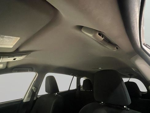 Used 2016 Toyota RAV4 LE image 32