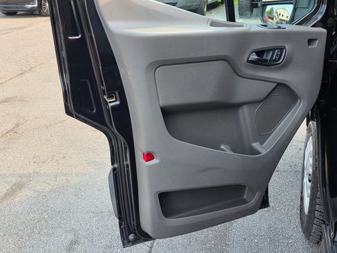 Used 2022 Ford Transit 350 XLT RWD image 22