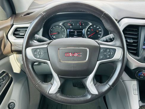 Used 2017 GMC Acadia SLT FWD image 17