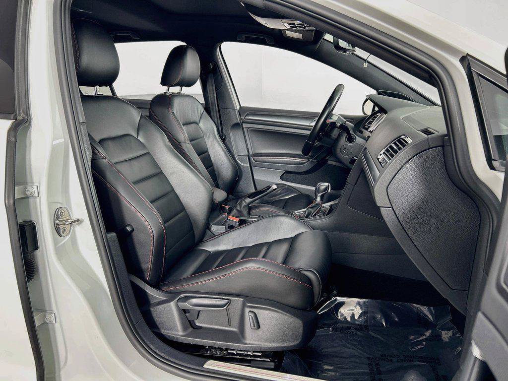 Used 2018 Volkswagen GTI Autobahn FWD image 30