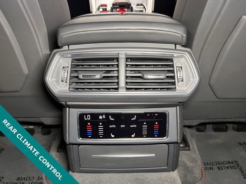 Used 2019 Lamborghini Urus image 21