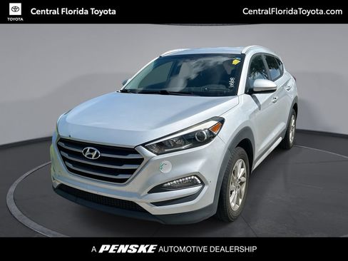 Used 2017 Hyundai Tucson SE Plus w/ Cargo Package FWD image 1