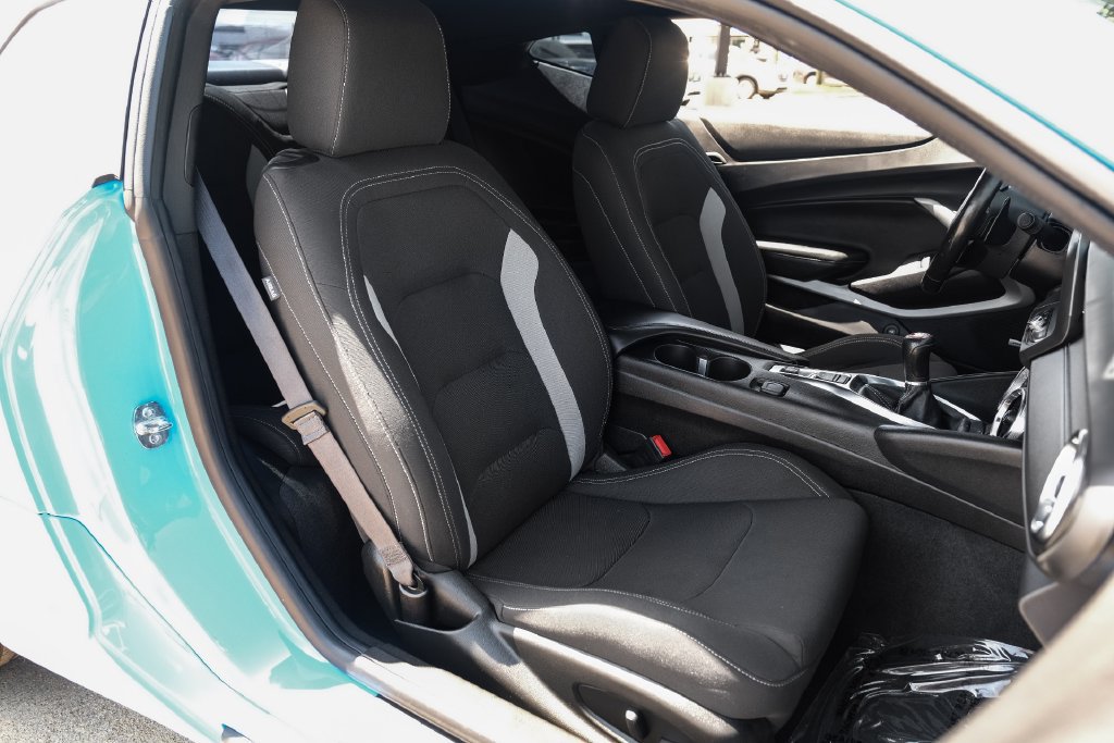 Used 2023 Chevrolet Camaro LT w/ Technology Package RWD image 34
