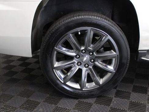 Used 2015 Chevrolet Tahoe LTZ RWD image 7