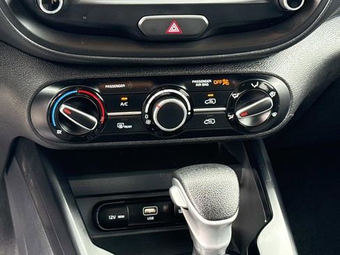 Used 2024 Kia Soul LX w/ Option Group 015 image 21