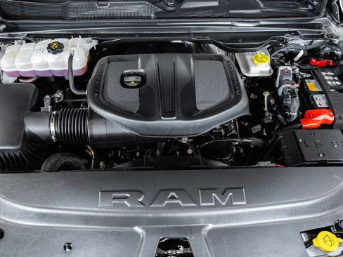 Used 2025 RAM 1500 Laramie w/ Night Edition image 26