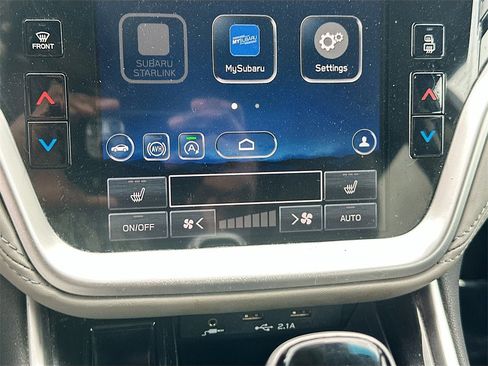 Used 2022 Subaru Outback Premium image 15