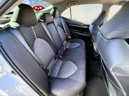 Used 2022 Toyota Camry LE image 25