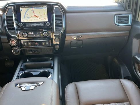 Used 2021 Nissan Titan Platinum Reserve w/ Moonroof Package AWD/4WD image 15