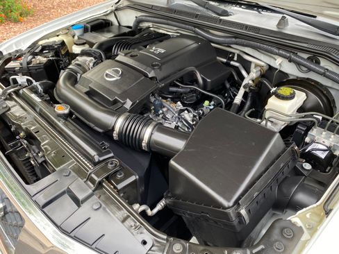 Used 2017 Nissan Frontier SV w/ SV Value Truck Package image 13