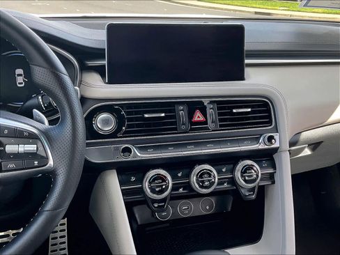 Used 2023 Genesis G70 2.0T w/ Sport Prestige Package image 9