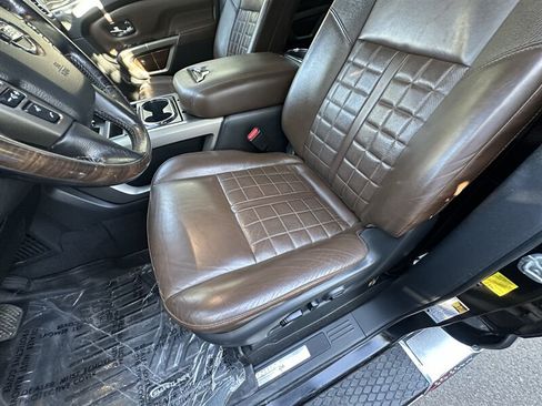 Used 2021 Nissan Titan Platinum Reserve w/ Moonroof Package AWD/4WD image 58