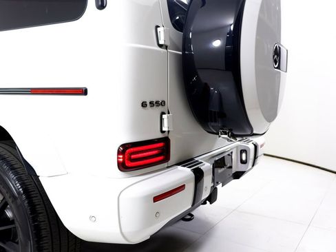 Used 2021 Mercedes-Benz G 550 image 12
