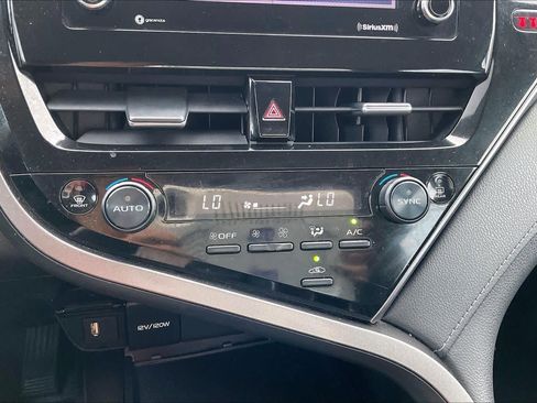 Used 2022 Toyota Camry LE FWD image 32