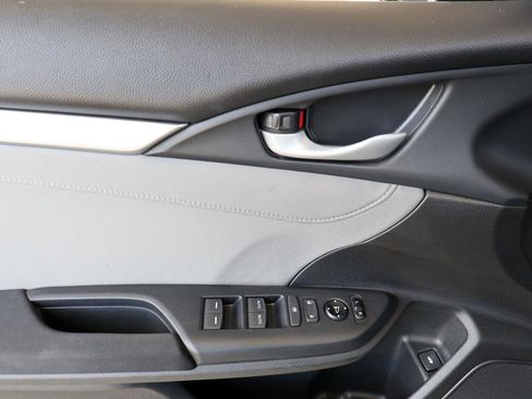 Used 2017 Honda Civic EX image 37