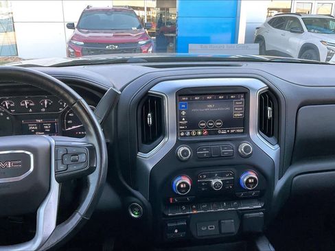 Used 2021 GMC Sierra 1500 Elevation w/ Preferred Package image 8